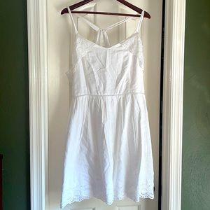 Summer dress with beautiful motives. size XL 14/16